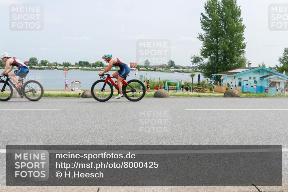21.06.2025 - 27. Vierlanden-Triathlon H.Heesch http://msf.ph/oto/8000425 15.06.2025 12:34:02 Radfahren 888, 1065, 1066, 1067, 1068 meine-sportfotos.de