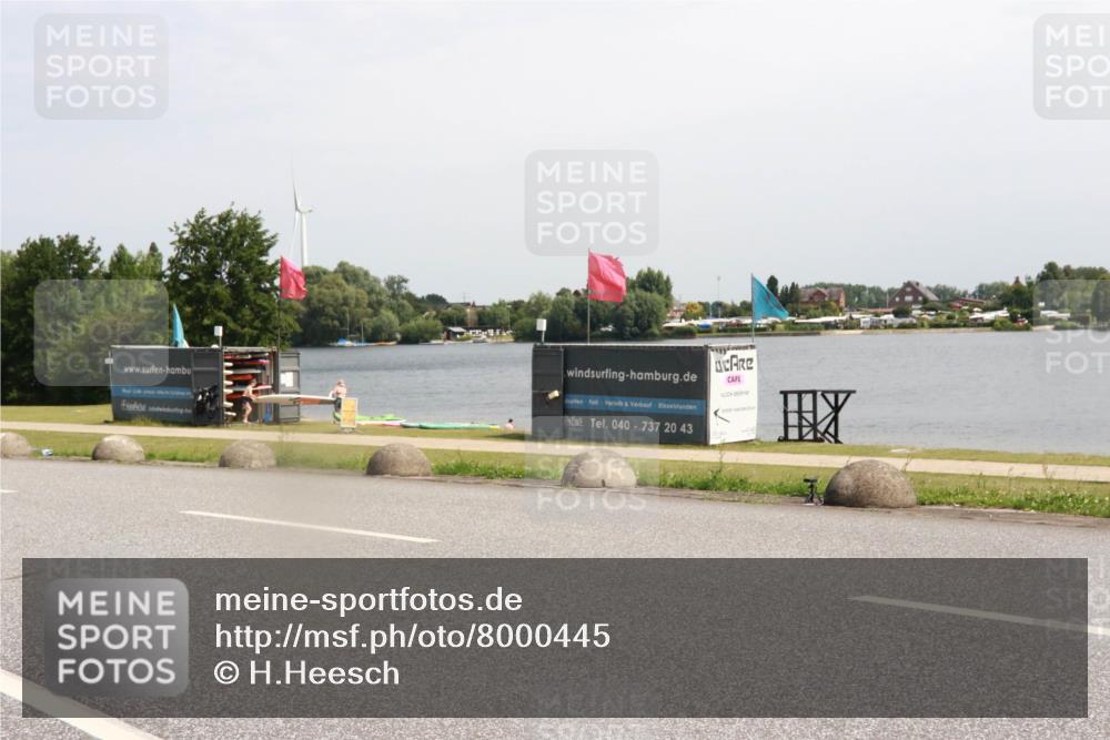 21.06.2025 - 27. Vierlanden-Triathlon H.Heesch http://msf.ph/oto/8000445 15.06.2025 11:41:06 Radfahren 649, 883 meine-sportfotos.de