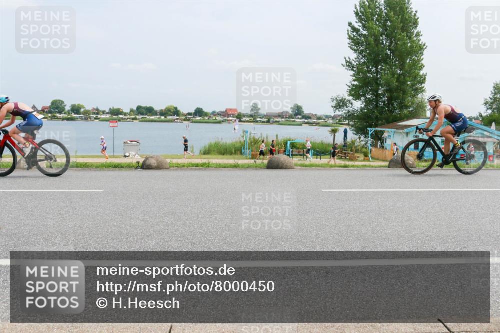 21.06.2025 - 27. Vierlanden-Triathlon H.Heesch http://msf.ph/oto/8000450 15.06.2025 12:34:02 Radfahren 888, 1065, 1066, 1067, 1068 meine-sportfotos.de