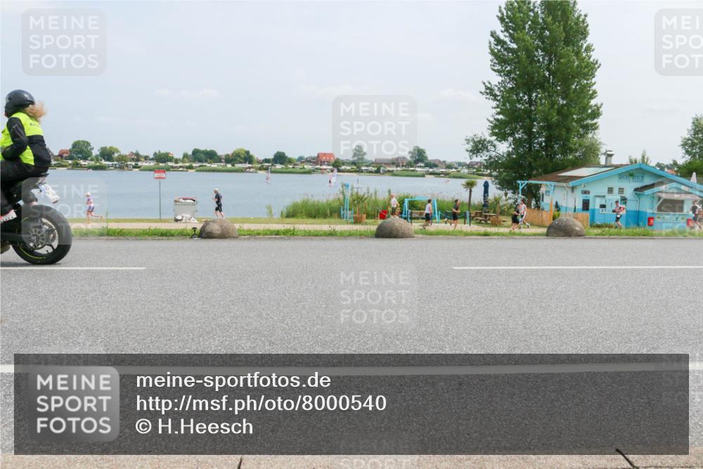 21.06.2025 - 27. Vierlanden-Triathlon H.Heesch http://msf.ph/oto/8000540 15.06.2025 12:34:03 Radfahren 888, 1061, 1062, 1063, 1064, 1065, 1066, 1067, 1068 meine-sportfotos.de