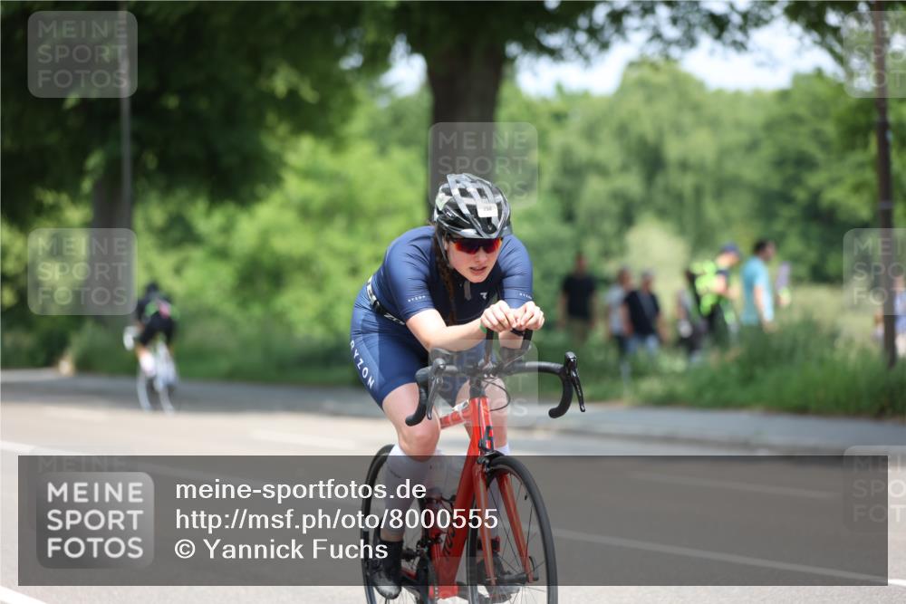 15.06.2025 - 7 Türme Triathlon Yannick Fuchs http://msf.ph/oto/8000555 15.06.2025 12:25:31 Radfahren 298 meine-sportfotos.de
