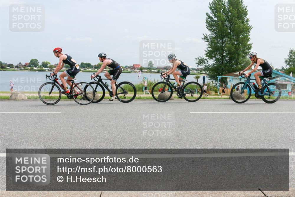 21.06.2025 - 27. Vierlanden-Triathlon H.Heesch http://msf.ph/oto/8000563 15.06.2025 12:34:04 Radfahren 888, 1061, 1062, 1063, 1064, 1065, 1066, 1067, 1068 meine-sportfotos.de