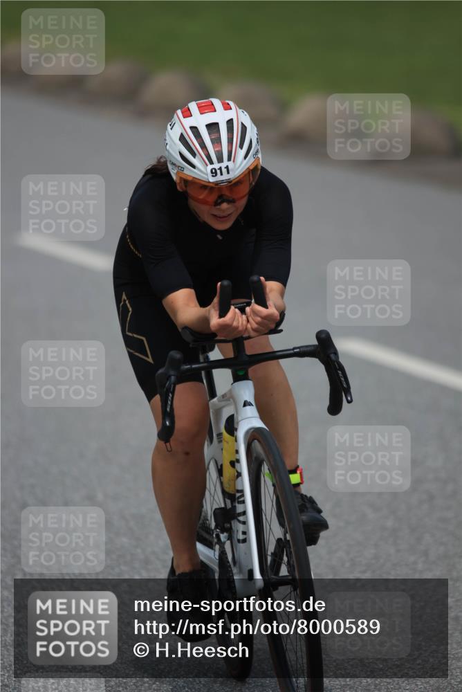 21.06.2025 - 27. Vierlanden-Triathlon H.Heesch http://msf.ph/oto/8000589 15.06.2025 12:34:41 Radfahren 911, 912, 1019, 1020, 1022, 1023, 1073, 1074, 1075, 1076 meine-sportfotos.de