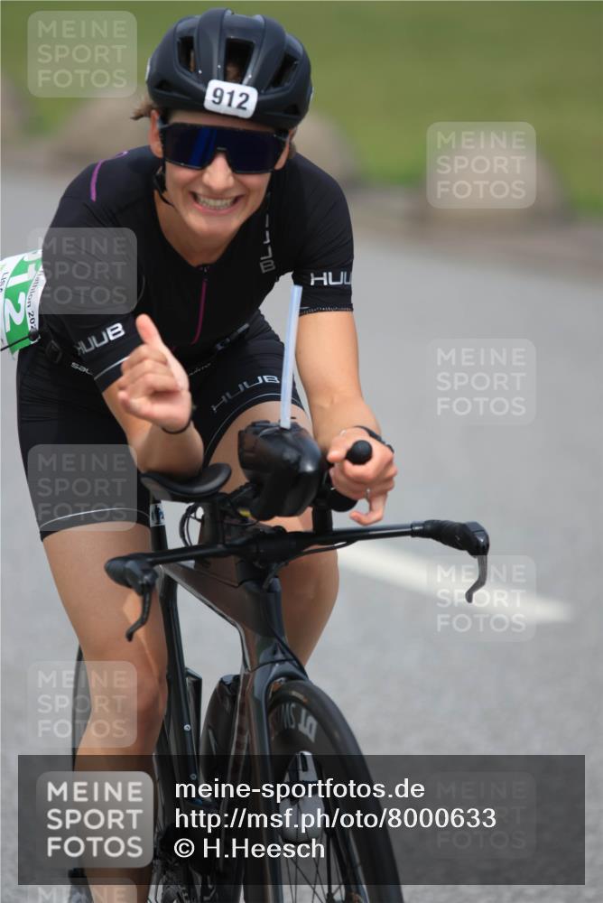 21.06.2025 - 27. Vierlanden-Triathlon H.Heesch http://msf.ph/oto/8000633 15.06.2025 12:34:44 Radfahren 911, 912, 1019, 1020, 1022, 1023, 1073, 1074, 1075, 1076 meine-sportfotos.de