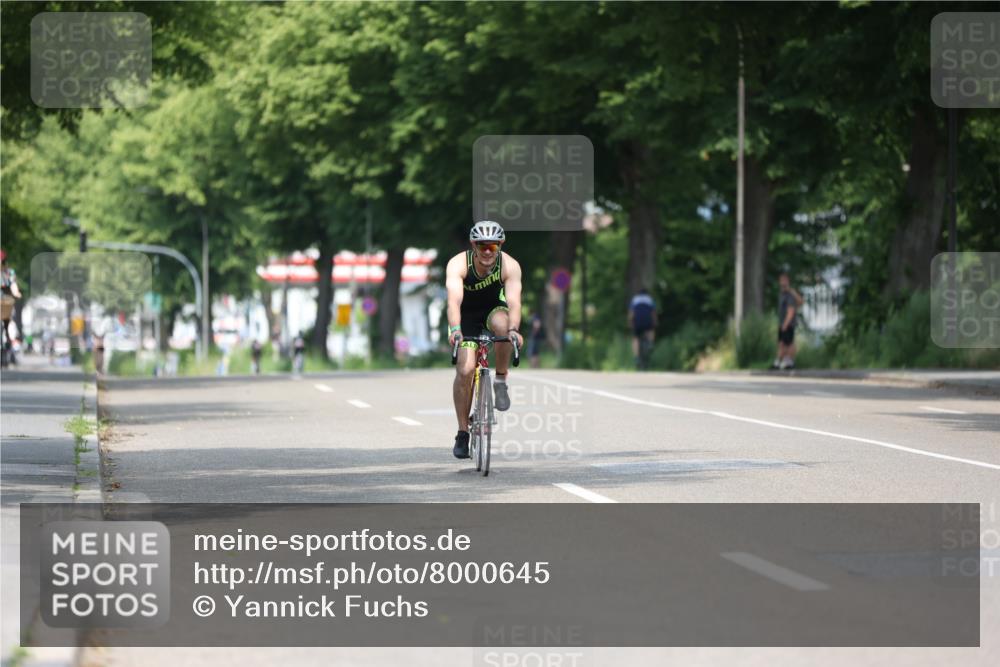 15.06.2025 - 7 Türme Triathlon Yannick Fuchs http://msf.ph/oto/8000645 15.06.2025 12:25:52 Radfahren 271, 538, 541, 557, 674 meine-sportfotos.de