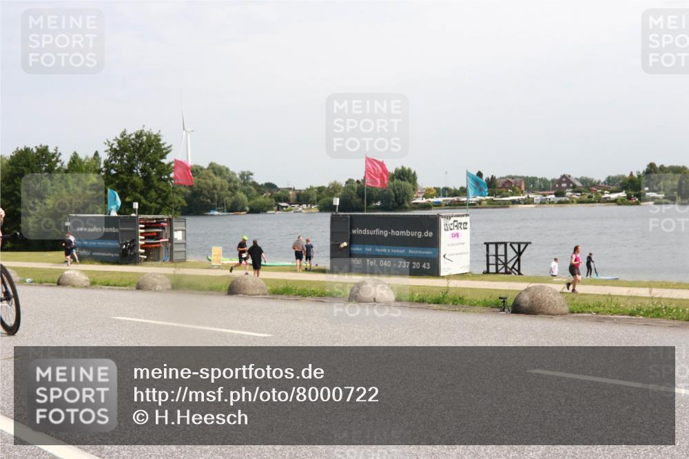 21.06.2025 - 27. Vierlanden-Triathlon H.Heesch http://msf.ph/oto/8000722 15.06.2025 11:42:33 Radfahren 48, 751, 762, 859 meine-sportfotos.de