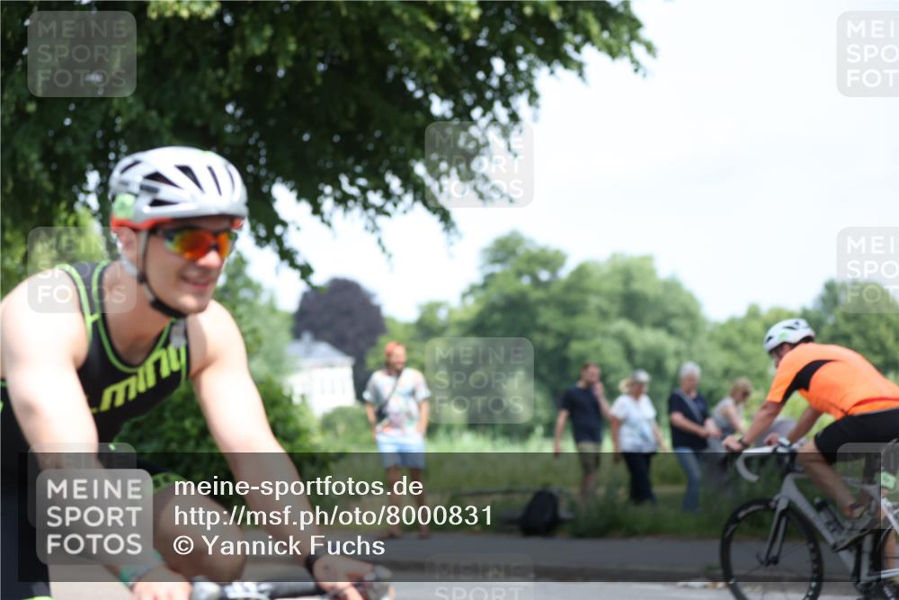 15.06.2025 - 7 Türme Triathlon Yannick Fuchs http://msf.ph/oto/8000831 15.06.2025 12:25:55 Radfahren 271, 538, 541, 557, 674 meine-sportfotos.de