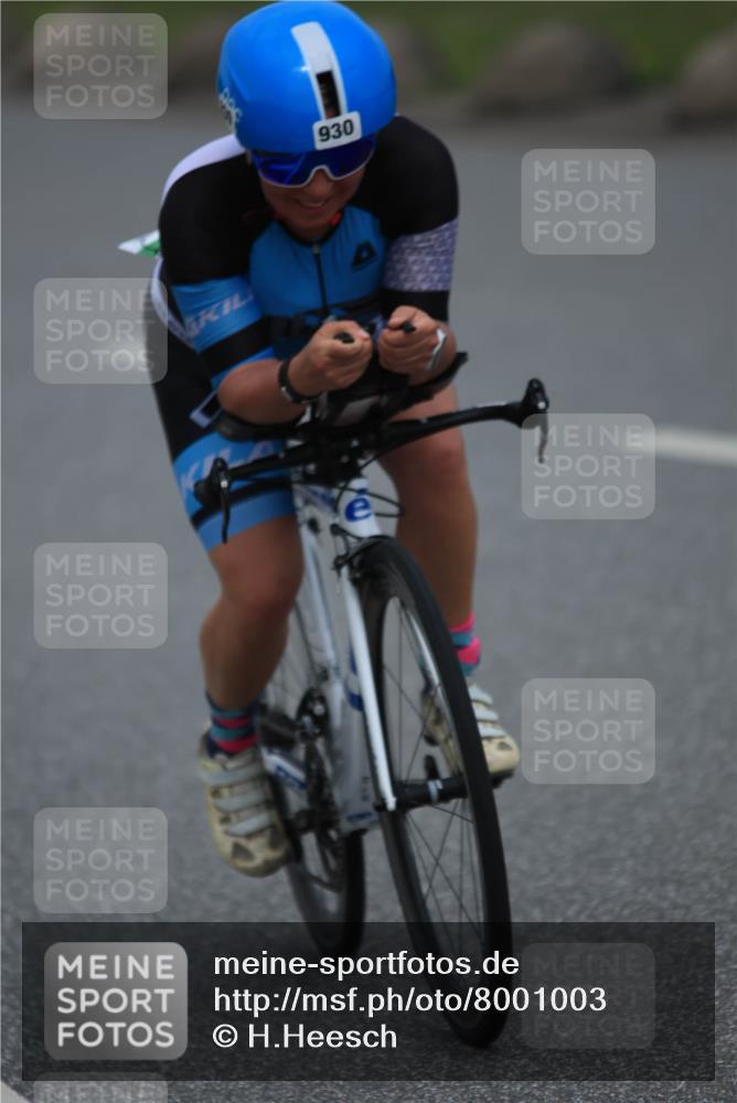 21.06.2025 - 27. Vierlanden-Triathlon H.Heesch http://msf.ph/oto/8001003 15.06.2025 12:37:16 Radfahren 930, 1078, 1079, 1080 meine-sportfotos.de