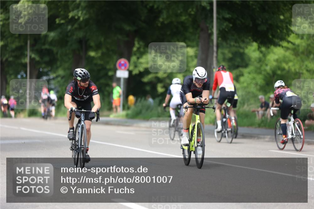 15.06.2025 - 7 Türme Triathlon Yannick Fuchs http://msf.ph/oto/8001007 15.06.2025 13:15:00 Radfahren 289, 297, 337, 547, 662, 925, 1058 meine-sportfotos.de