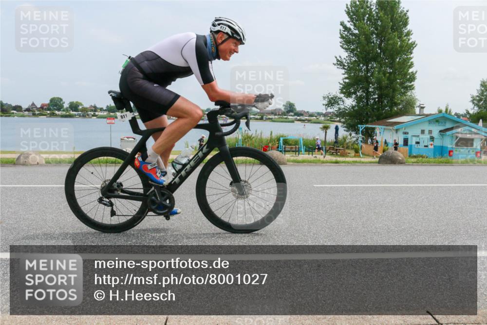 21.06.2025 - 27. Vierlanden-Triathlon H.Heesch http://msf.ph/oto/8001027 15.06.2025 12:34:59 Radfahren 811, 1014, 1015, 1016, 1017, 1018 meine-sportfotos.de