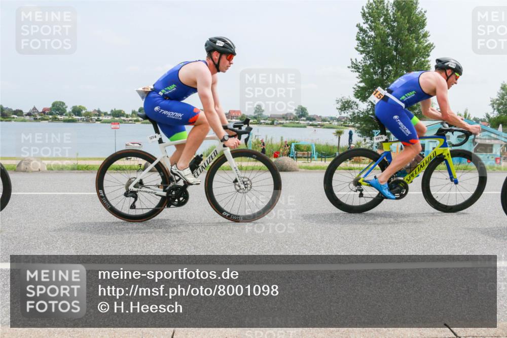 21.06.2025 - 27. Vierlanden-Triathlon H.Heesch http://msf.ph/oto/8001098 15.06.2025 12:35:03 Radfahren 811, 1014, 1015, 1016, 1017, 1018 meine-sportfotos.de