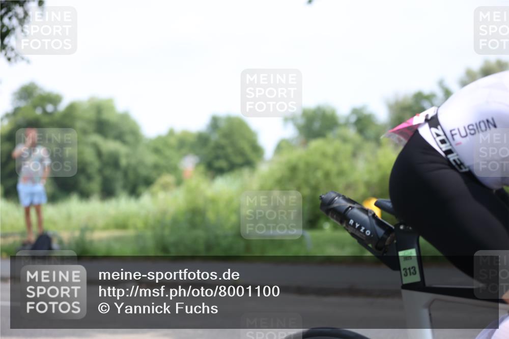 15.06.2025 - 7 Türme Triathlon Yannick Fuchs http://msf.ph/oto/8001100 15.06.2025 12:26:28 Radfahren 339, 438, 550, 573 meine-sportfotos.de