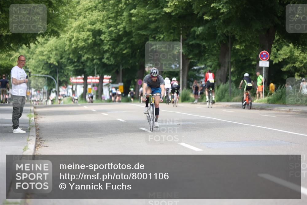 15.06.2025 - 7 Türme Triathlon Yannick Fuchs http://msf.ph/oto/8001106 15.06.2025 13:15:04 Radfahren 297, 337, 547, 662, 861, 925, 1001, 1058, 1118, 1126, 1128 meine-sportfotos.de