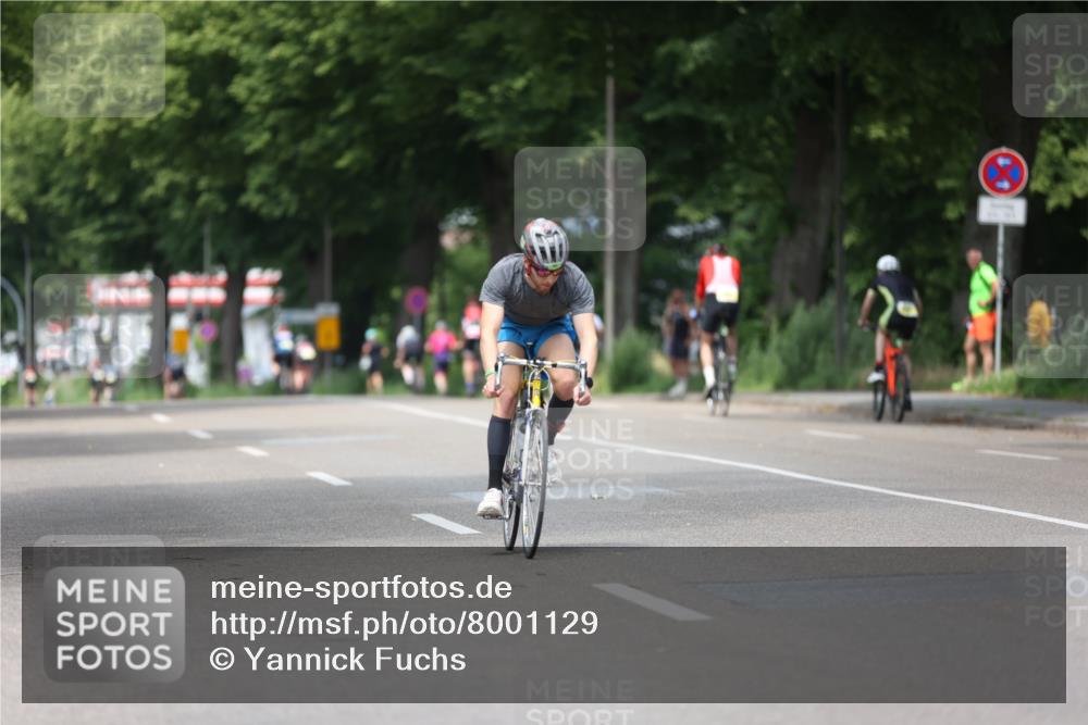 15.06.2025 - 7 Türme Triathlon Yannick Fuchs http://msf.ph/oto/8001129 15.06.2025 13:15:04 Radfahren 297, 337, 547, 662, 861, 925, 1001, 1058, 1118, 1126, 1128 meine-sportfotos.de