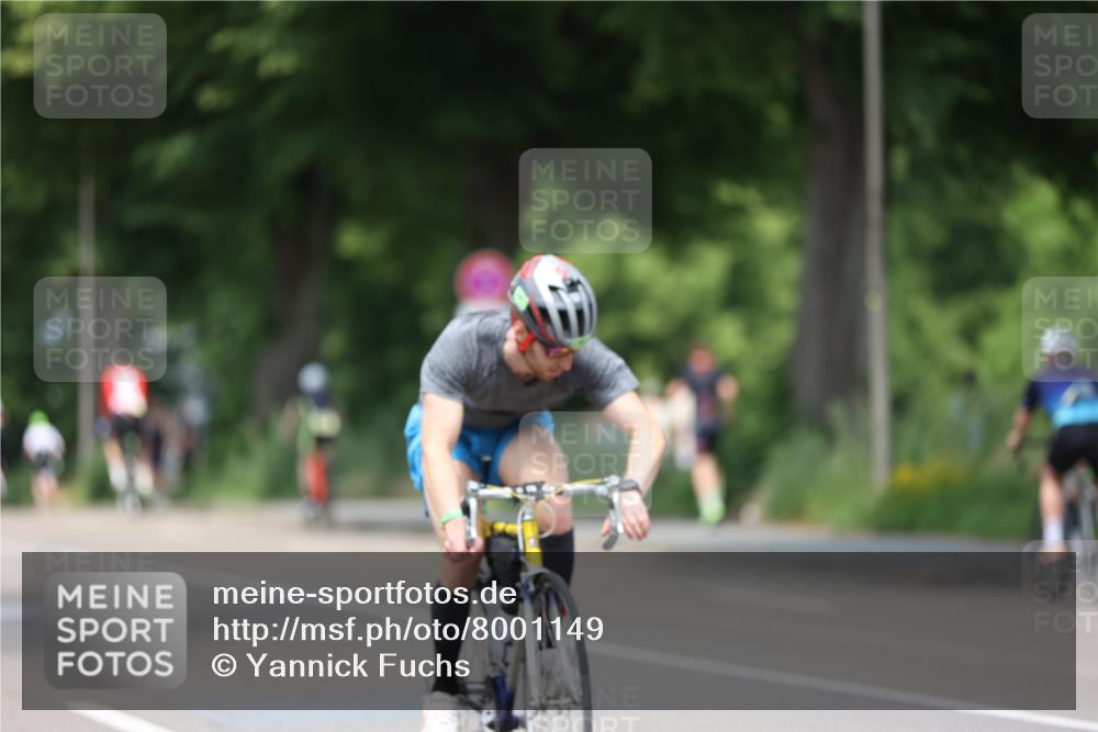 15.06.2025 - 7 Türme Triathlon Yannick Fuchs http://msf.ph/oto/8001149 15.06.2025 13:15:06 Radfahren 337, 547, 662, 861, 888, 925, 1001, 1058, 1118, 1126, 1128 meine-sportfotos.de