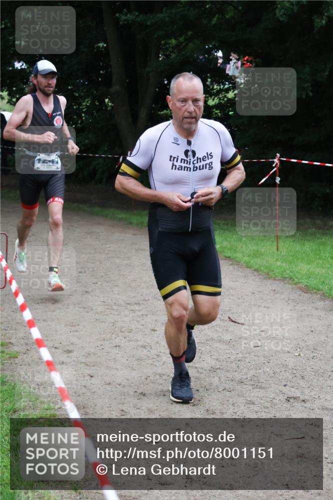 21.06.2025 - 27. Vierlanden-Triathlon Lena Gebhardt http://msf.ph/oto/8001151 15.06.2025 14:04:42 Laufen  meine-sportfotos.de