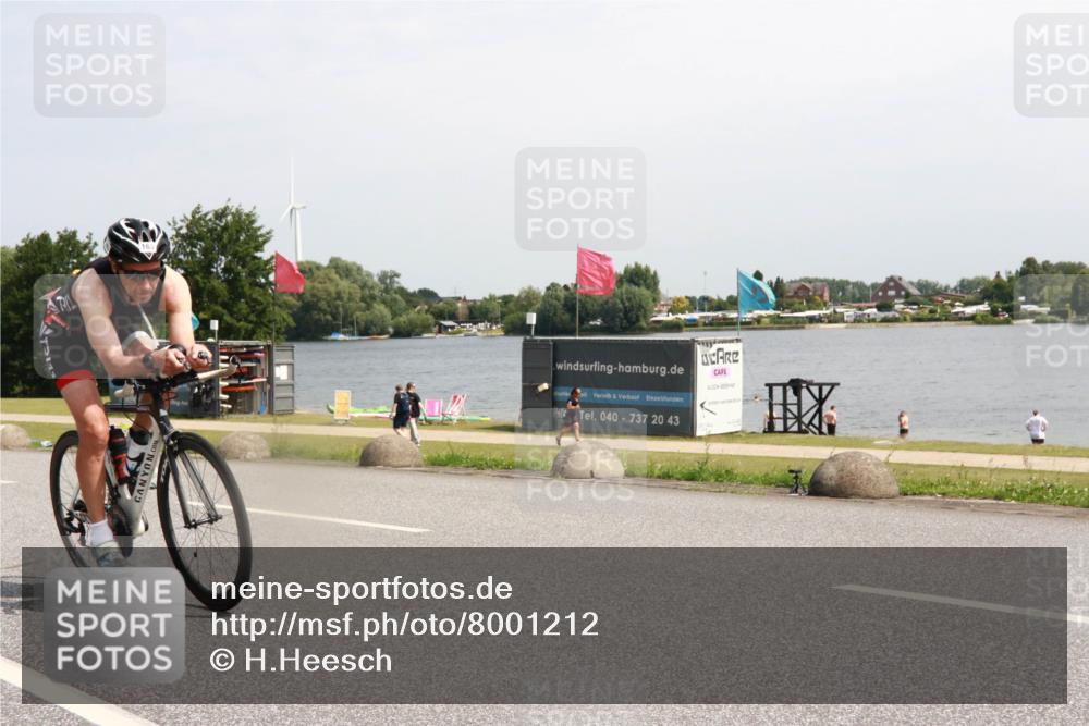 21.06.2025 - 27. Vierlanden-Triathlon H.Heesch http://msf.ph/oto/8001212 15.06.2025 11:44:07 Radfahren 163, 691, 793, 820 meine-sportfotos.de