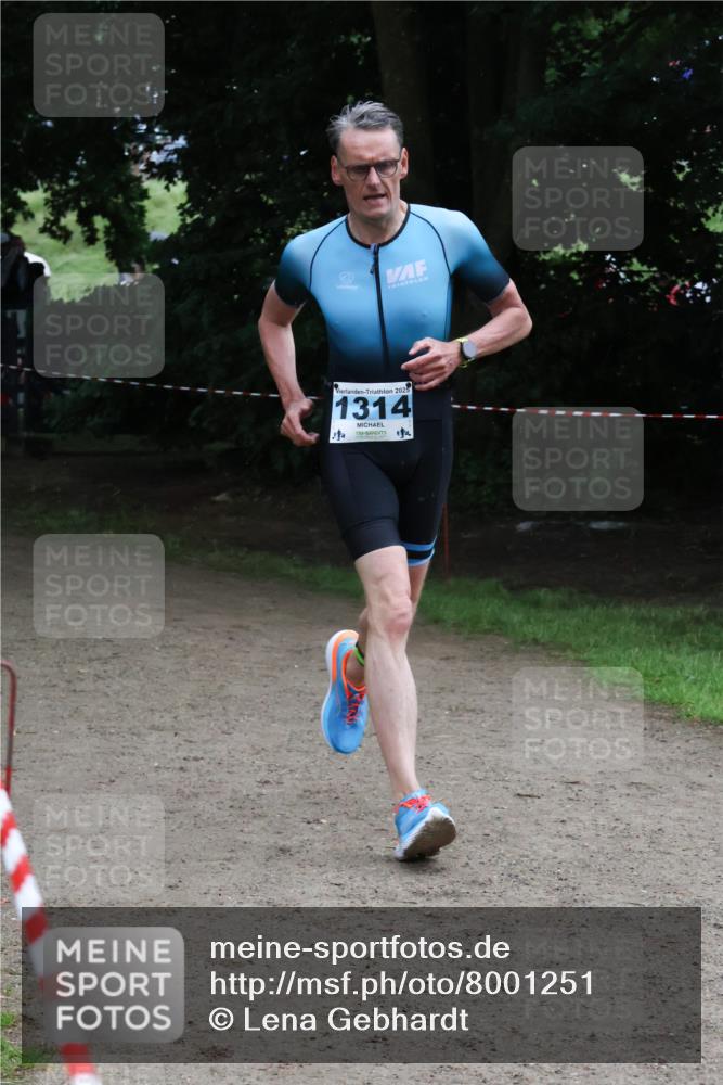 21.06.2025 - 27. Vierlanden-Triathlon Lena Gebhardt http://msf.ph/oto/8001251 15.06.2025 14:05:11 Laufen 2025, 1314 meine-sportfotos.de