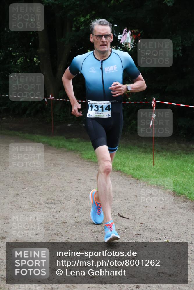 21.06.2025 - 27. Vierlanden-Triathlon Lena Gebhardt http://msf.ph/oto/8001262 15.06.2025 14:05:12 Laufen 202, 1314 meine-sportfotos.de