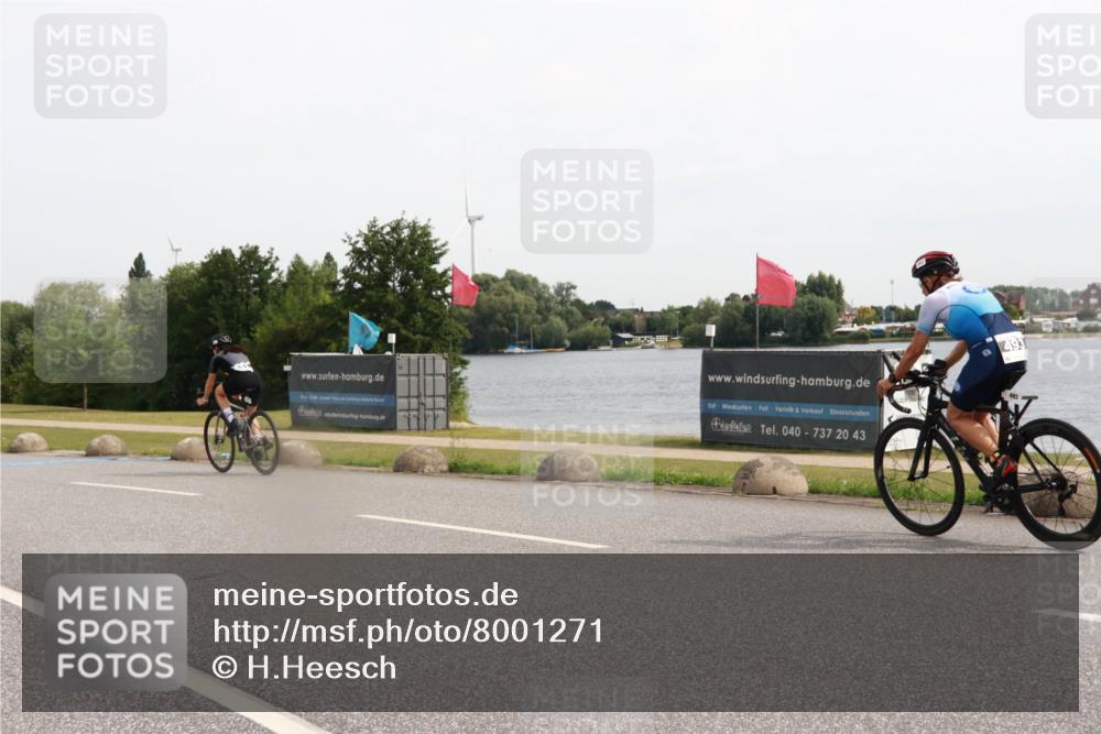 15.06.2025 - 27. Vierlanden-Triathlon H.Heesch http://msf.ph/oto/8001271 15.06.2025 10:28:08 Radfahren 94, 149, 217, 550 meine-sportfotos.de