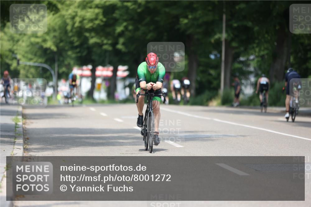 15.06.2025 - 7 Türme Triathlon Yannick Fuchs http://msf.ph/oto/8001272 15.06.2025 12:26:45 Radfahren 252, 270, 327, 386, 390, 454, 473, 592 meine-sportfotos.de