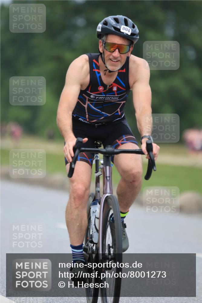 21.06.2025 - 27. Vierlanden-Triathlon H.Heesch http://msf.ph/oto/8001273 15.06.2025 12:38:30 Radfahren 804, 1029, 1030, 1031, 1032, 1033 meine-sportfotos.de