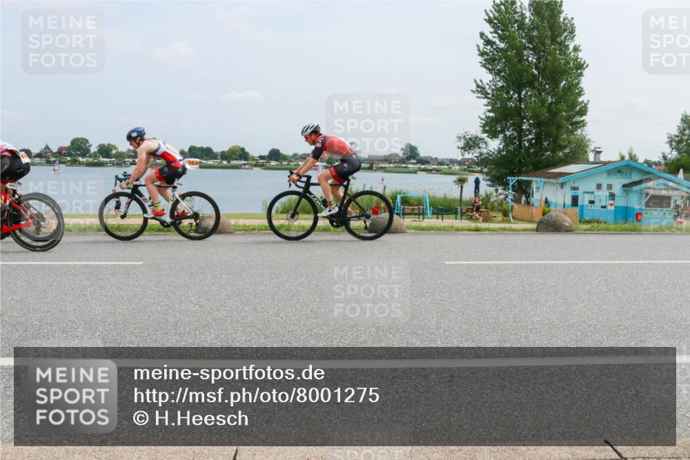 21.06.2025 - 27. Vierlanden-Triathlon H.Heesch http://msf.ph/oto/8001275 15.06.2025 12:35:57 Radfahren 960, 1069, 1070, 1071, 1072 meine-sportfotos.de