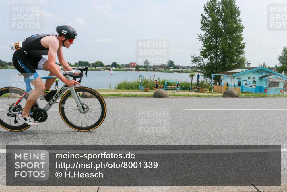 21.06.2025 - 27. Vierlanden-Triathlon H.Heesch http://msf.ph/oto/8001339 15.06.2025 12:36:15 Radfahren 1024, 1025, 1026, 1027 meine-sportfotos.de