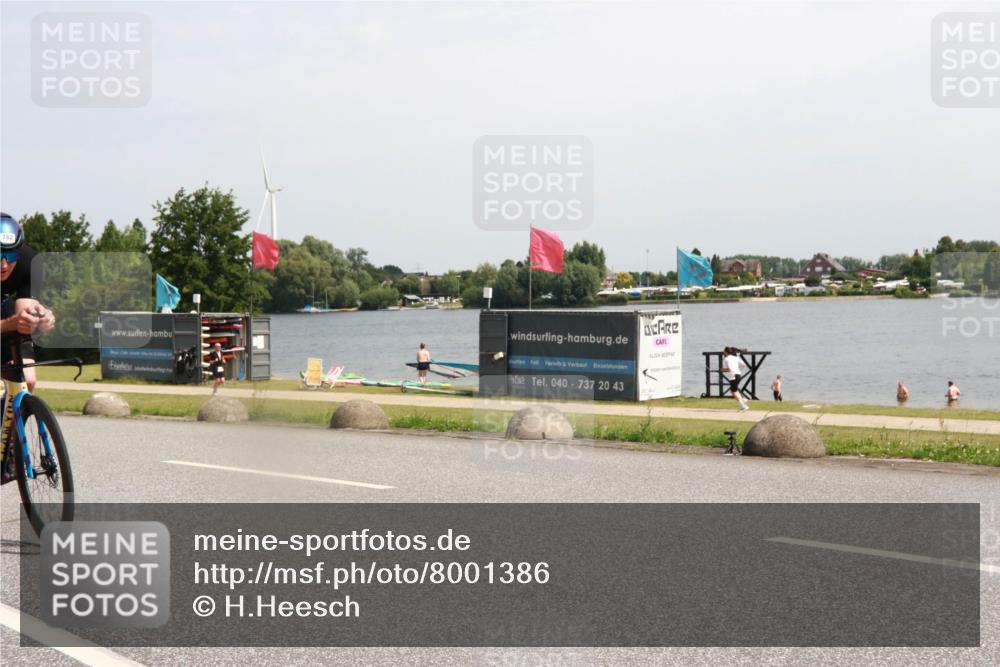 21.06.2025 - 27. Vierlanden-Triathlon H.Heesch http://msf.ph/oto/8001386 15.06.2025 11:45:08 Radfahren 643, 644, 782, 808, 840 meine-sportfotos.de