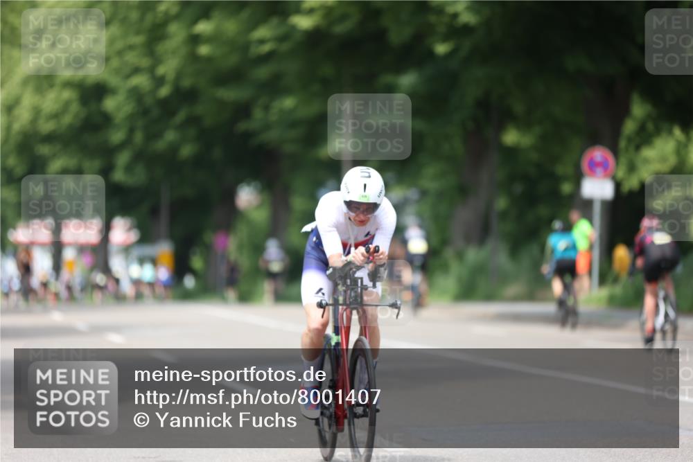 15.06.2025 - 7 Türme Triathlon Yannick Fuchs http://msf.ph/oto/8001407 15.06.2025 13:15:31 Radfahren 477, 629, 749, 898, 1036, 1050, 1051 meine-sportfotos.de