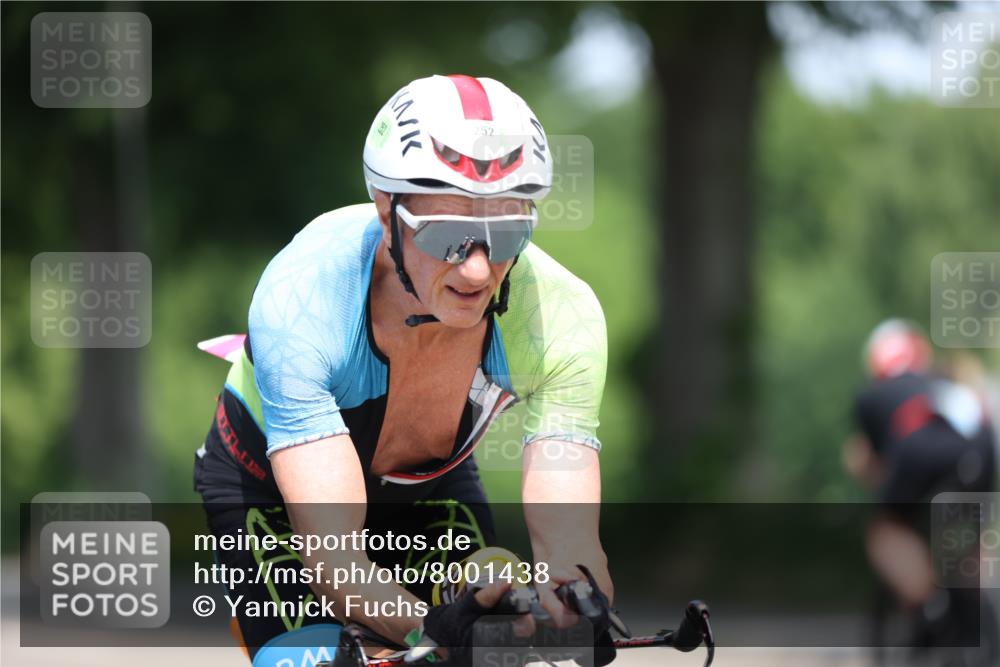 15.06.2025 - 7 Türme Triathlon Yannick Fuchs http://msf.ph/oto/8001438 15.06.2025 12:26:52 Radfahren 252, 327, 386, 390 meine-sportfotos.de