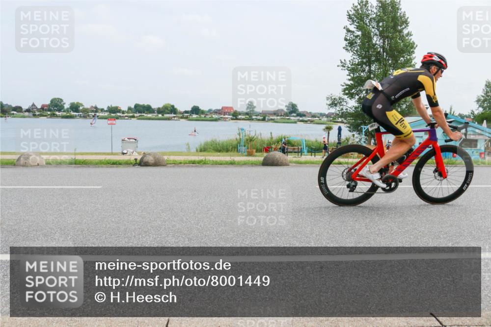 21.06.2025 - 27. Vierlanden-Triathlon H.Heesch http://msf.ph/oto/8001449 15.06.2025 12:37:02 Radfahren 754, 927, 978, 1034, 1035, 1036, 1037, 1038 meine-sportfotos.de