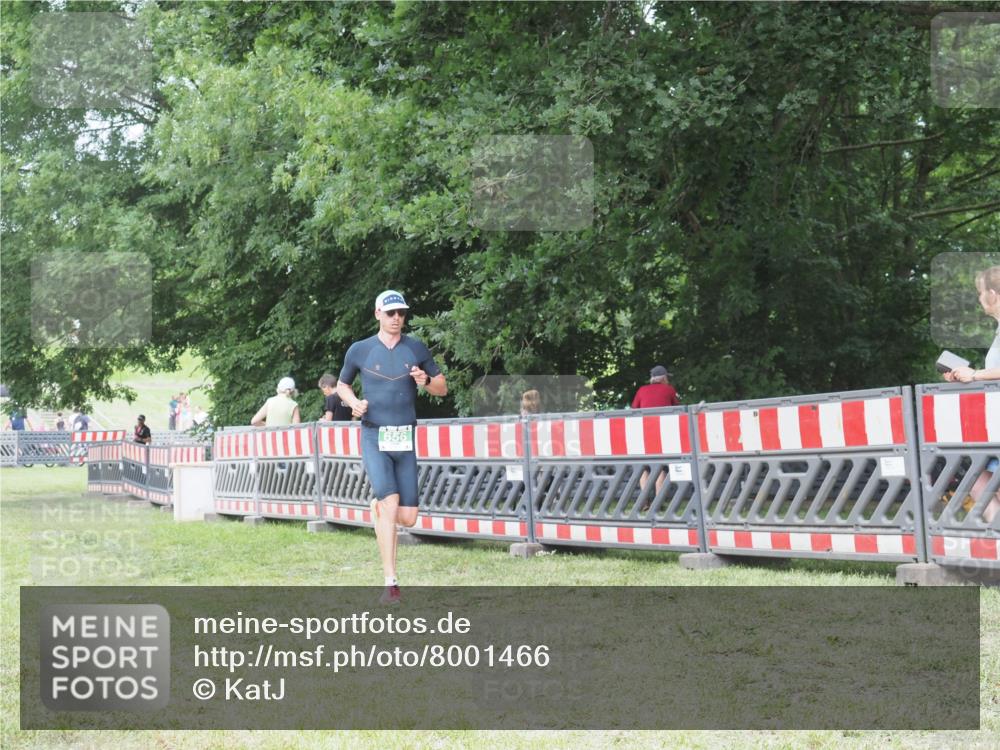 21.06.2025 - 27. Vierlanden-Triathlon KatJ http://msf.ph/oto/8001466 15.06.2025 12:55:06 Ziel 116, 656 meine-sportfotos.de