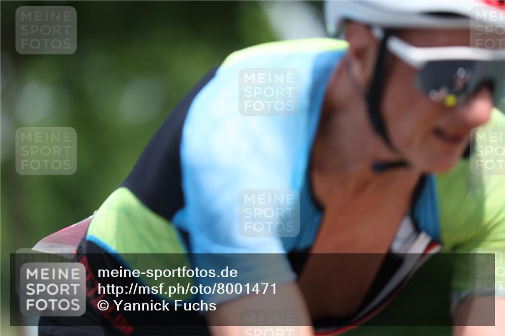 15.06.2025 - 7 Türme Triathlon Yannick Fuchs http://msf.ph/oto/8001471 15.06.2025 12:26:52 Radfahren 252, 327, 386, 390 meine-sportfotos.de