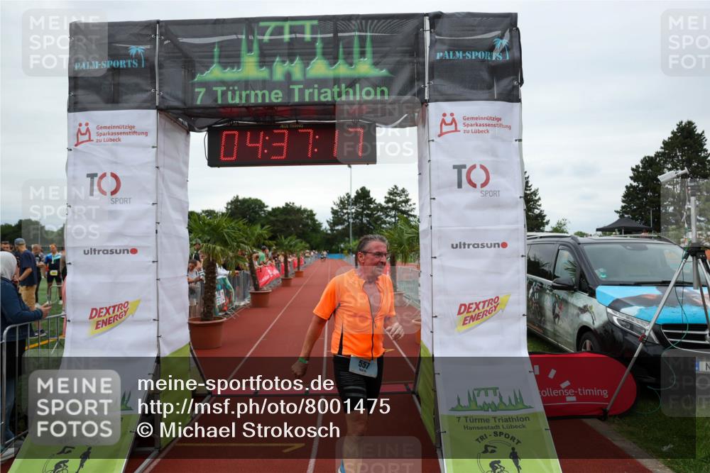 15.06.2025 - 7 Türme Triathlon Michael Strokosch http://msf.ph/oto/8001475 15.06.2025 14:37:16 Ziel 557 meine-sportfotos.de