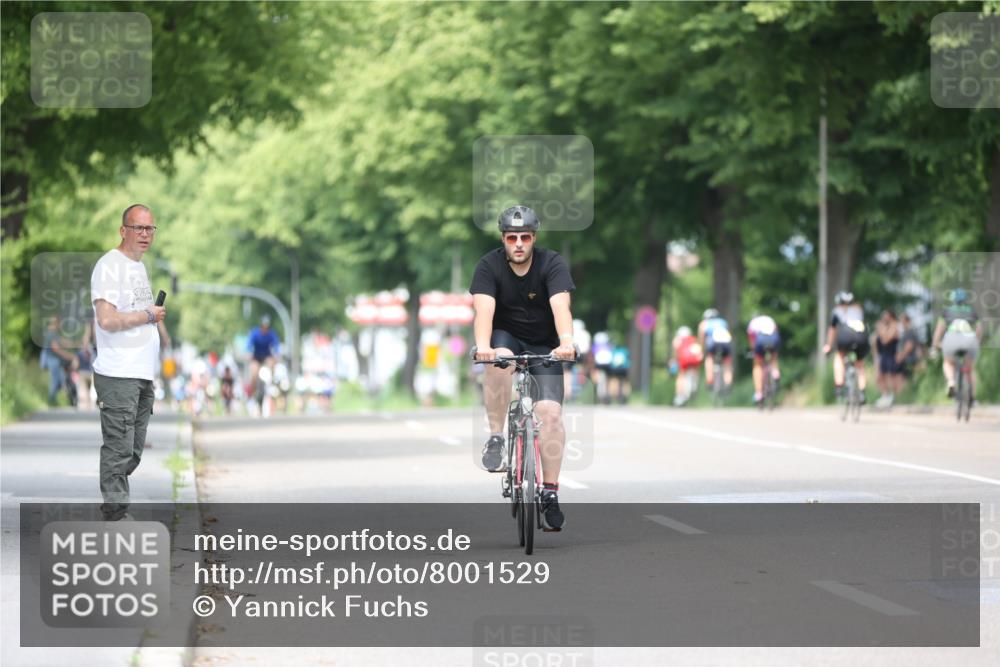 15.06.2025 - 7 Türme Triathlon Yannick Fuchs http://msf.ph/oto/8001529 15.06.2025 13:15:41 Radfahren 655, 712, 876, 891, 906, 968, 976, 997, 1051, 1109 meine-sportfotos.de