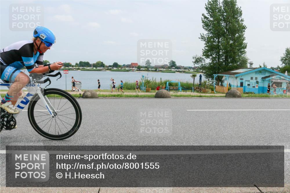 21.06.2025 - 27. Vierlanden-Triathlon H.Heesch http://msf.ph/oto/8001555 15.06.2025 12:37:18 Radfahren 930 meine-sportfotos.de