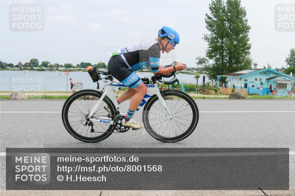 21.06.2025 - 27. Vierlanden-Triathlon H.Heesch http://msf.ph/oto/8001568 15.06.2025 12:37:18 Radfahren 930 meine-sportfotos.de