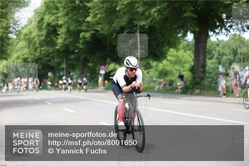 15.06.2025 - 7 Türme Triathlon Yannick Fuchs http://msf.ph/oto/8001650 15.06.2025 13:15:53 Radfahren 326, 418, 487, 666, 788, 903 meine-sportfotos.de