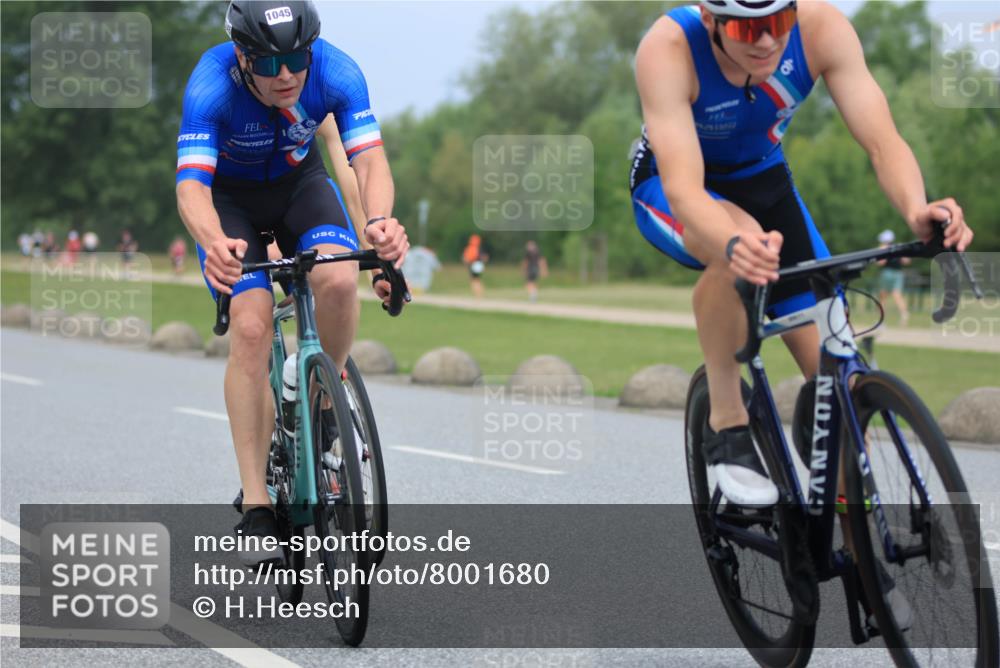 21.06.2025 - 27. Vierlanden-Triathlon H.Heesch http://msf.ph/oto/8001680 15.06.2025 12:38:51 Radfahren 1039, 1040, 1042, 1043, 1044, 1045, 1046, 1047, 1048 meine-sportfotos.de