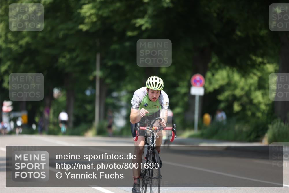 15.06.2025 - 7 Türme Triathlon Yannick Fuchs http://msf.ph/oto/8001690 15.06.2025 12:29:04 Radfahren  meine-sportfotos.de