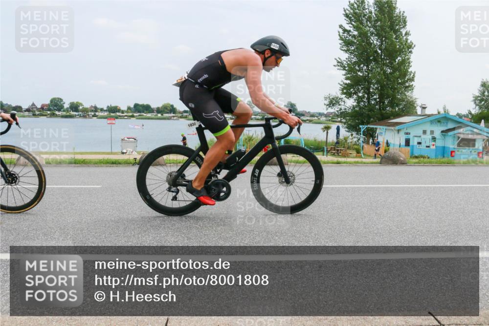 21.06.2025 - 27. Vierlanden-Triathlon H.Heesch http://msf.ph/oto/8001808 15.06.2025 12:38:33 Radfahren 804, 1029, 1030, 1031, 1032, 1033 meine-sportfotos.de