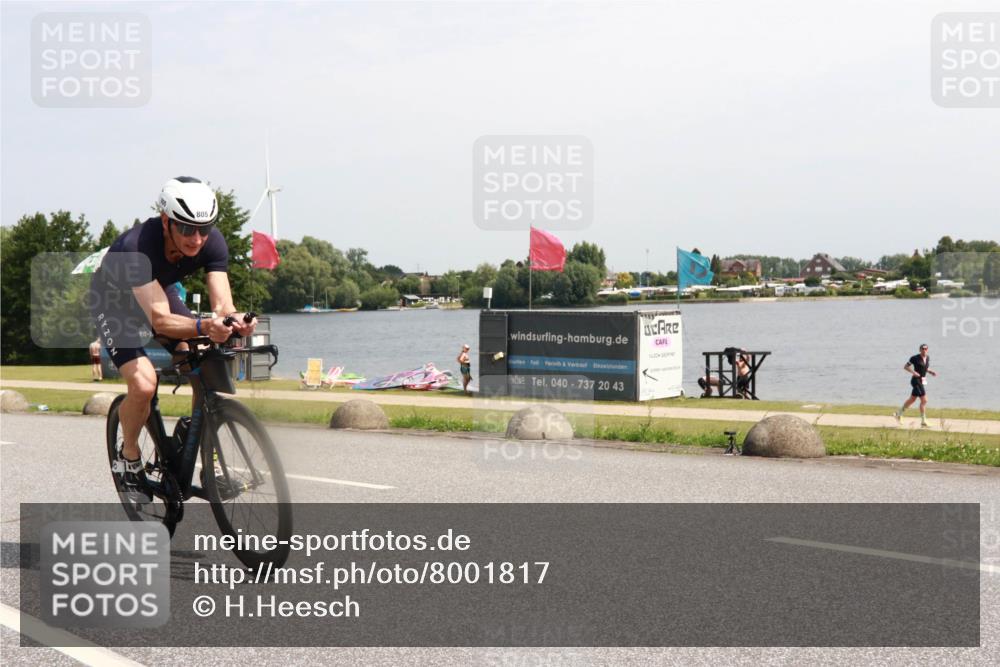 21.06.2025 - 27. Vierlanden-Triathlon H.Heesch http://msf.ph/oto/8001817 15.06.2025 11:46:28 Radfahren 231, 640, 805 meine-sportfotos.de