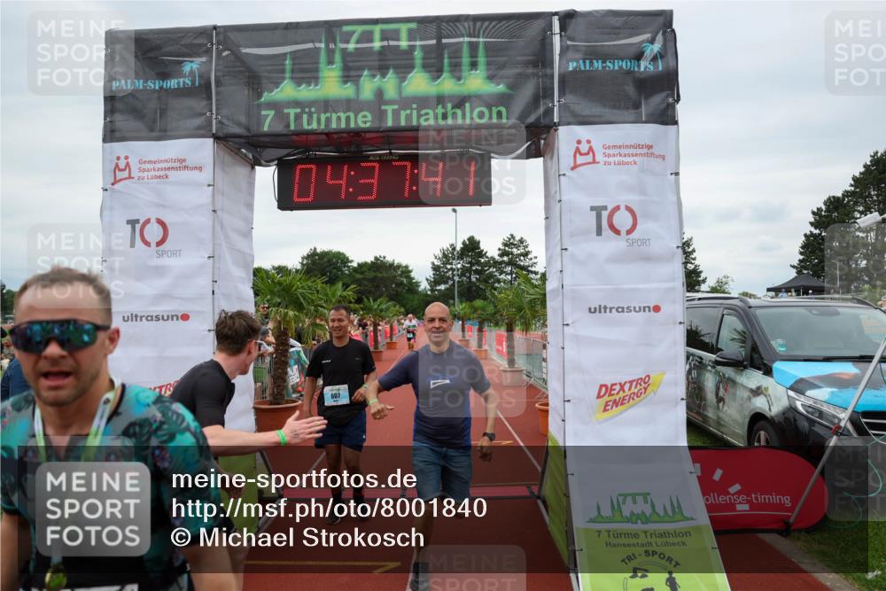 15.06.2025 - 7 Türme Triathlon Michael Strokosch http://msf.ph/oto/8001840 15.06.2025 14:37:40 Ziel 386, 585, 607 meine-sportfotos.de