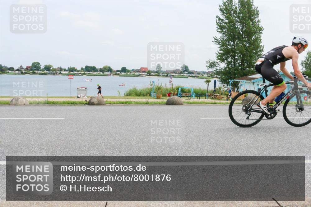 21.06.2025 - 27. Vierlanden-Triathlon H.Heesch http://msf.ph/oto/8001876 15.06.2025 12:38:34 Radfahren 804, 1029, 1030, 1031, 1032, 1033 meine-sportfotos.de