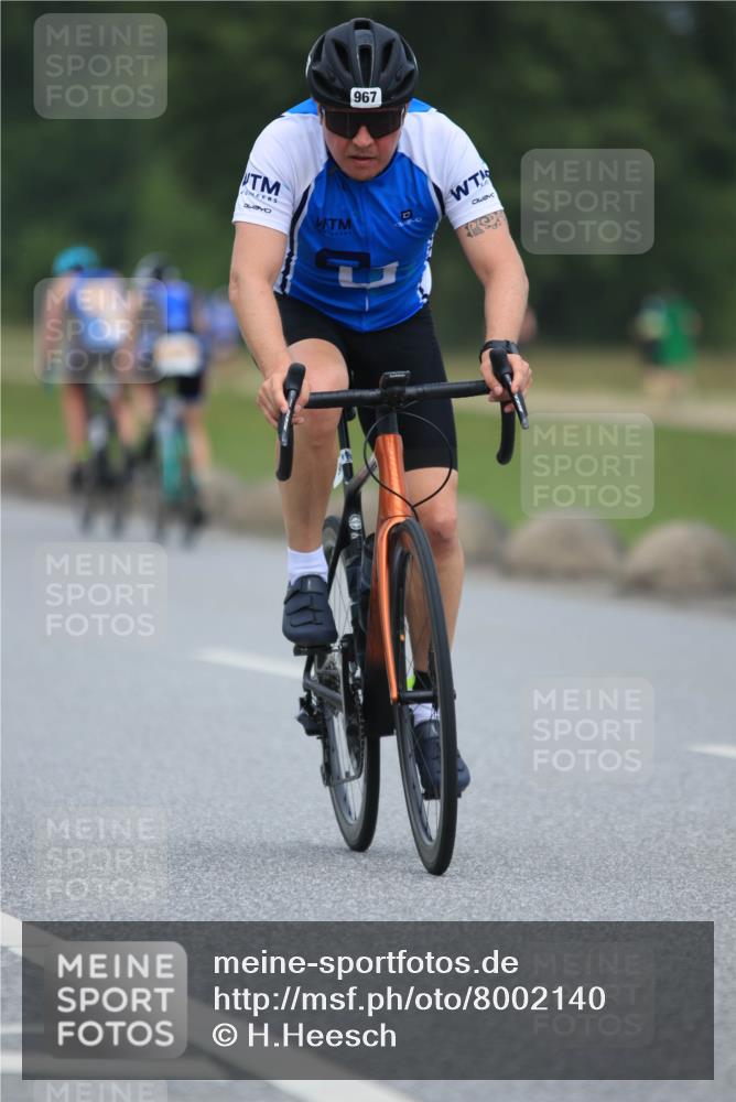 21.06.2025 - 27. Vierlanden-Triathlon H.Heesch http://msf.ph/oto/8002140 15.06.2025 12:40:38 Radfahren 919, 967, 1094, 1096 meine-sportfotos.de