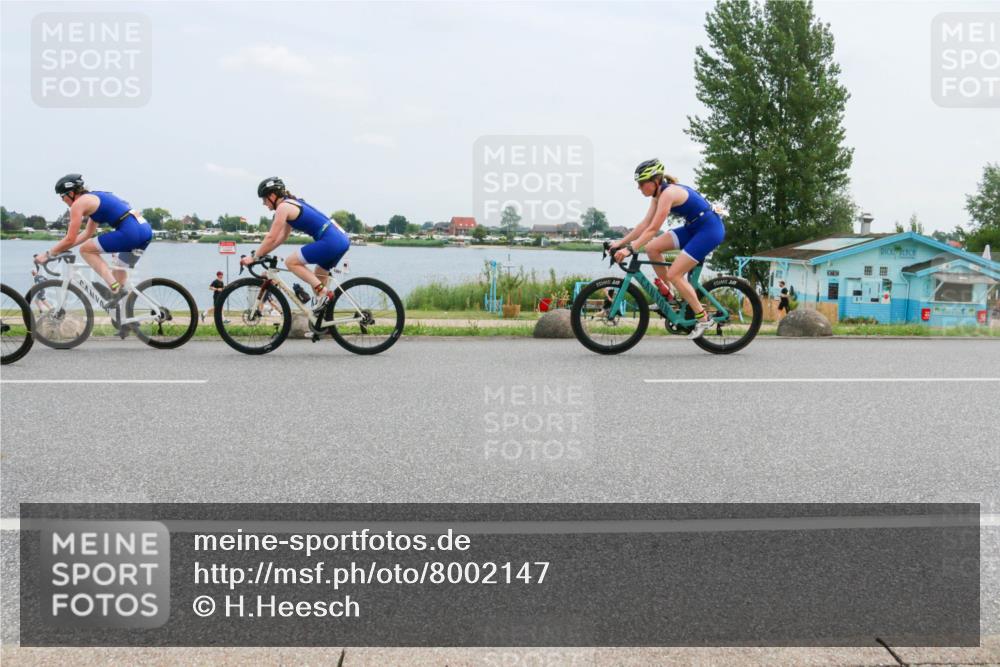 21.06.2025 - 27. Vierlanden-Triathlon H.Heesch http://msf.ph/oto/8002147 15.06.2025 12:39:39 Radfahren 653, 1085, 1086, 1087, 1088 meine-sportfotos.de