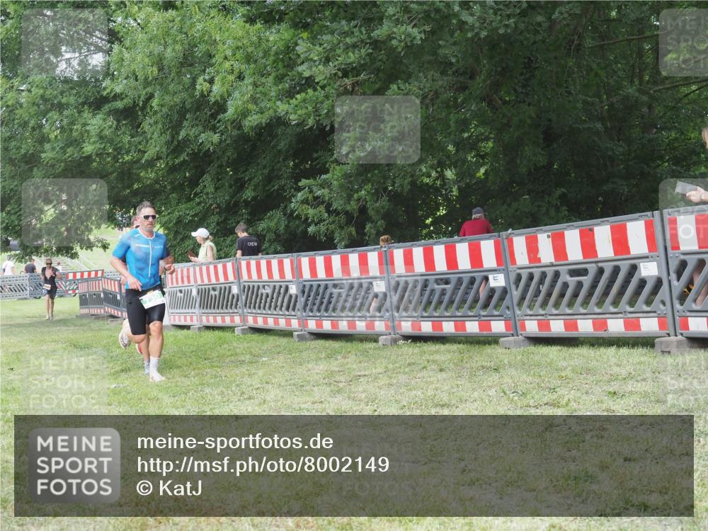 21.06.2025 - 27. Vierlanden-Triathlon KatJ http://msf.ph/oto/8002149 15.06.2025 12:56:01 Ziel 6, 730, 1002 meine-sportfotos.de