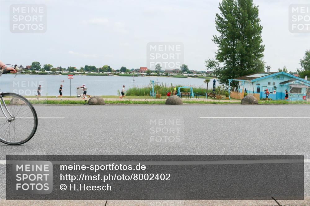 21.06.2025 - 27. Vierlanden-Triathlon H.Heesch http://msf.ph/oto/8002402 15.06.2025 12:40:37 Radfahren 919, 967, 1093, 1094, 1095, 1096 meine-sportfotos.de