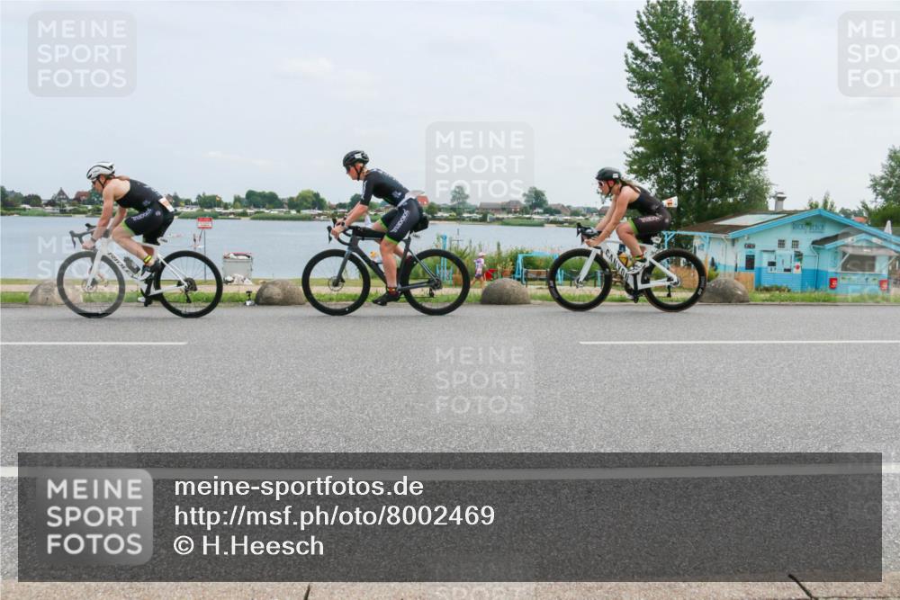 21.06.2025 - 27. Vierlanden-Triathlon H.Heesch http://msf.ph/oto/8002469 15.06.2025 12:41:04 Radfahren 1081, 1082, 1083, 1084 meine-sportfotos.de